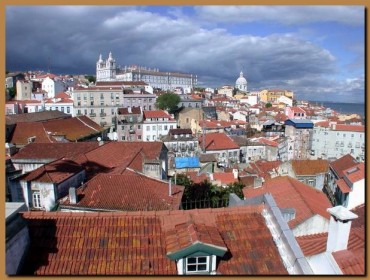 Quartiere Alfama Lisbona